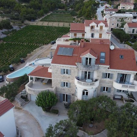 Villa Franka With Swimming Pool Бол Экстерьер фото