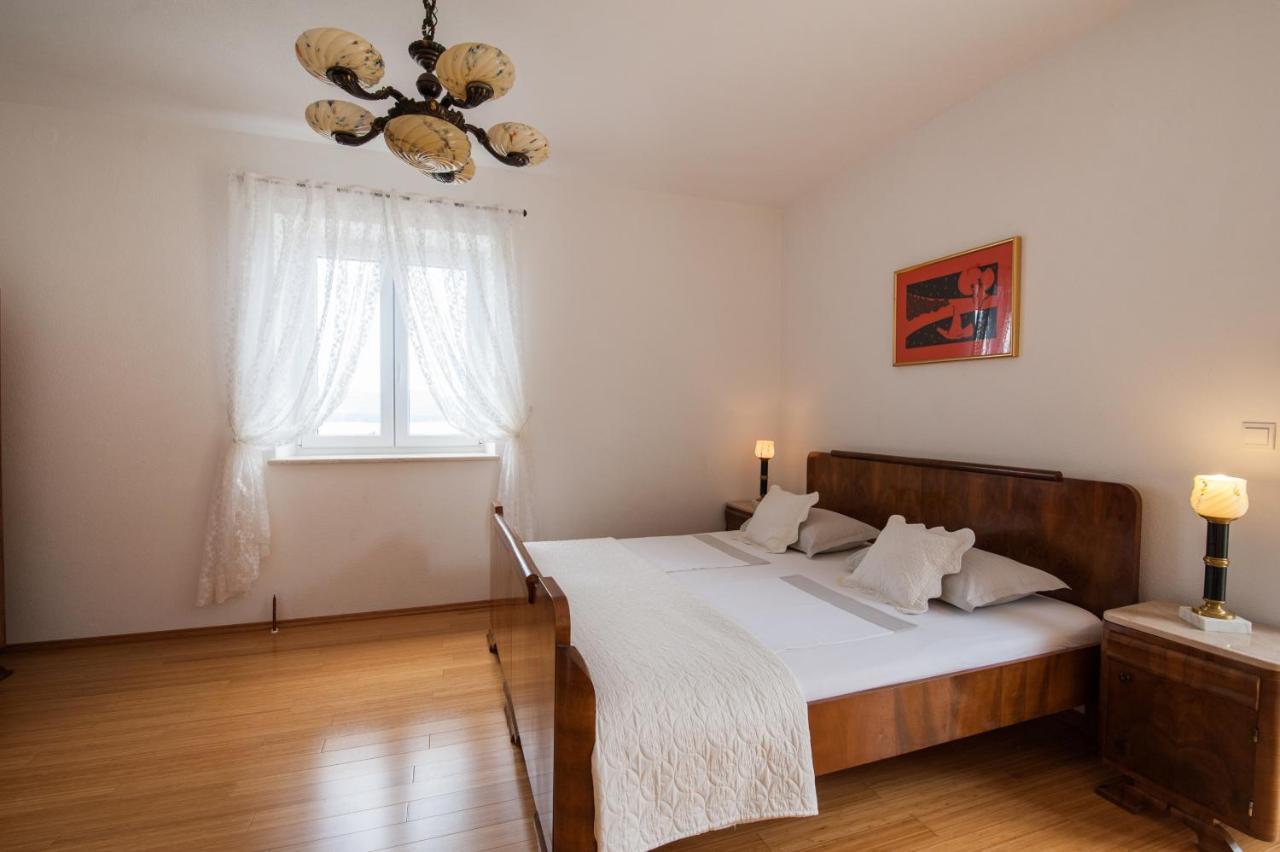 Villa Franka With Swimming Pool Бол Экстерьер фото