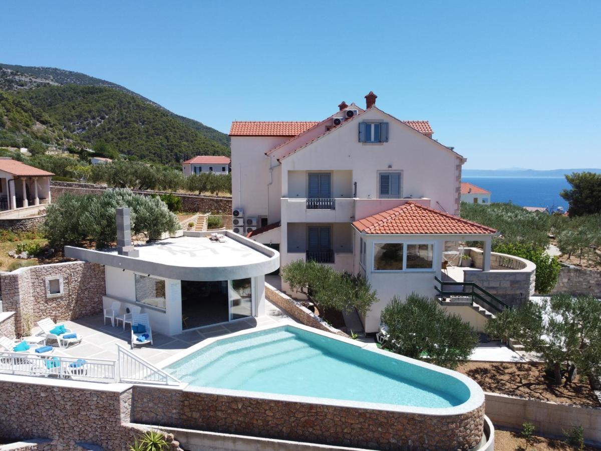 Villa Franka With Swimming Pool Бол Экстерьер фото